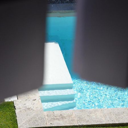 B&B Temps Suspendu Provence Перн-ле-Фонтен Стая снимка