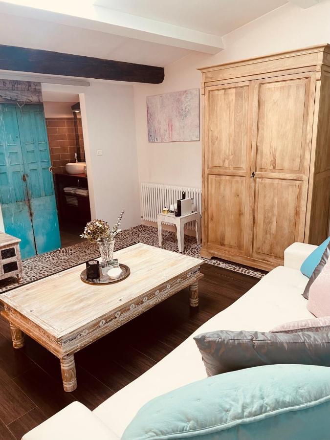 B&B Temps Suspendu Provence Перн-ле-Фонтен Екстериор снимка
