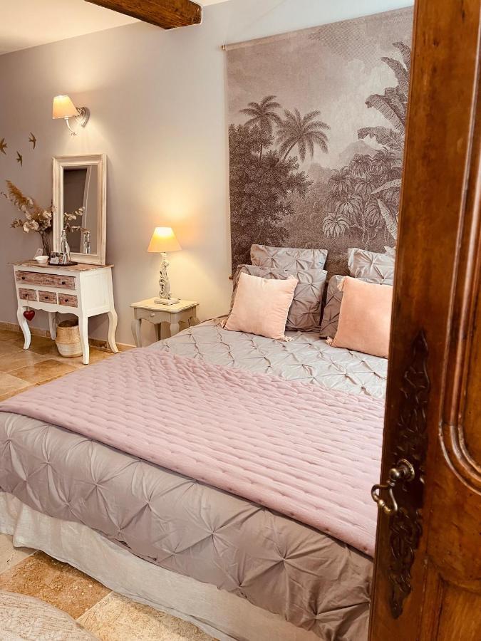 B&B Temps Suspendu Provence Перн-ле-Фонтен Стая снимка