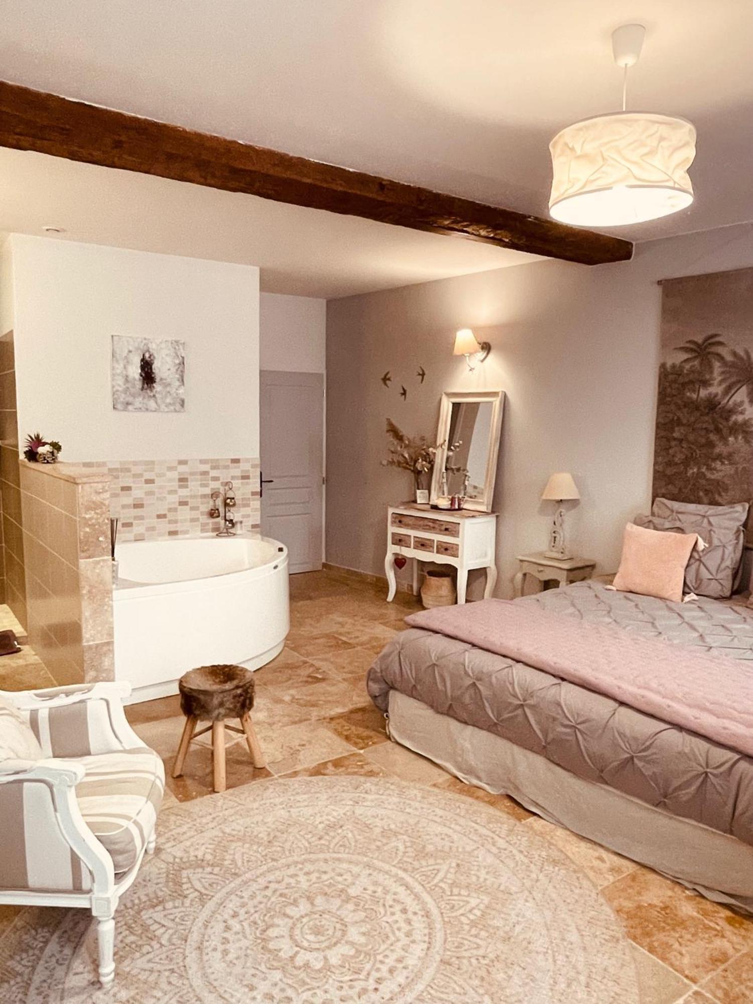 B&B Temps Suspendu Provence Перн-ле-Фонтен Стая снимка
